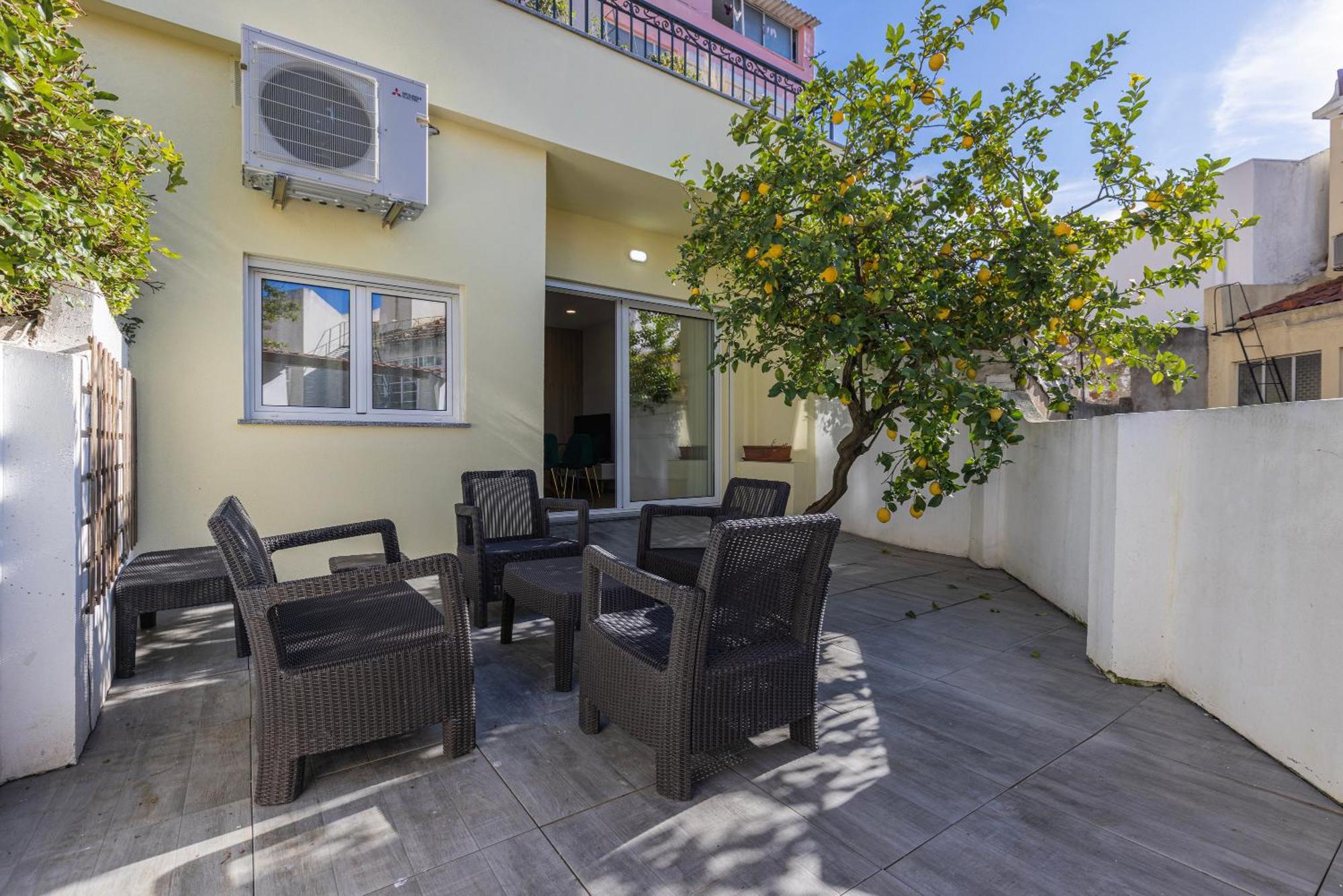 Apartamento Moderno Com Terraco Lisbon Exterior photo