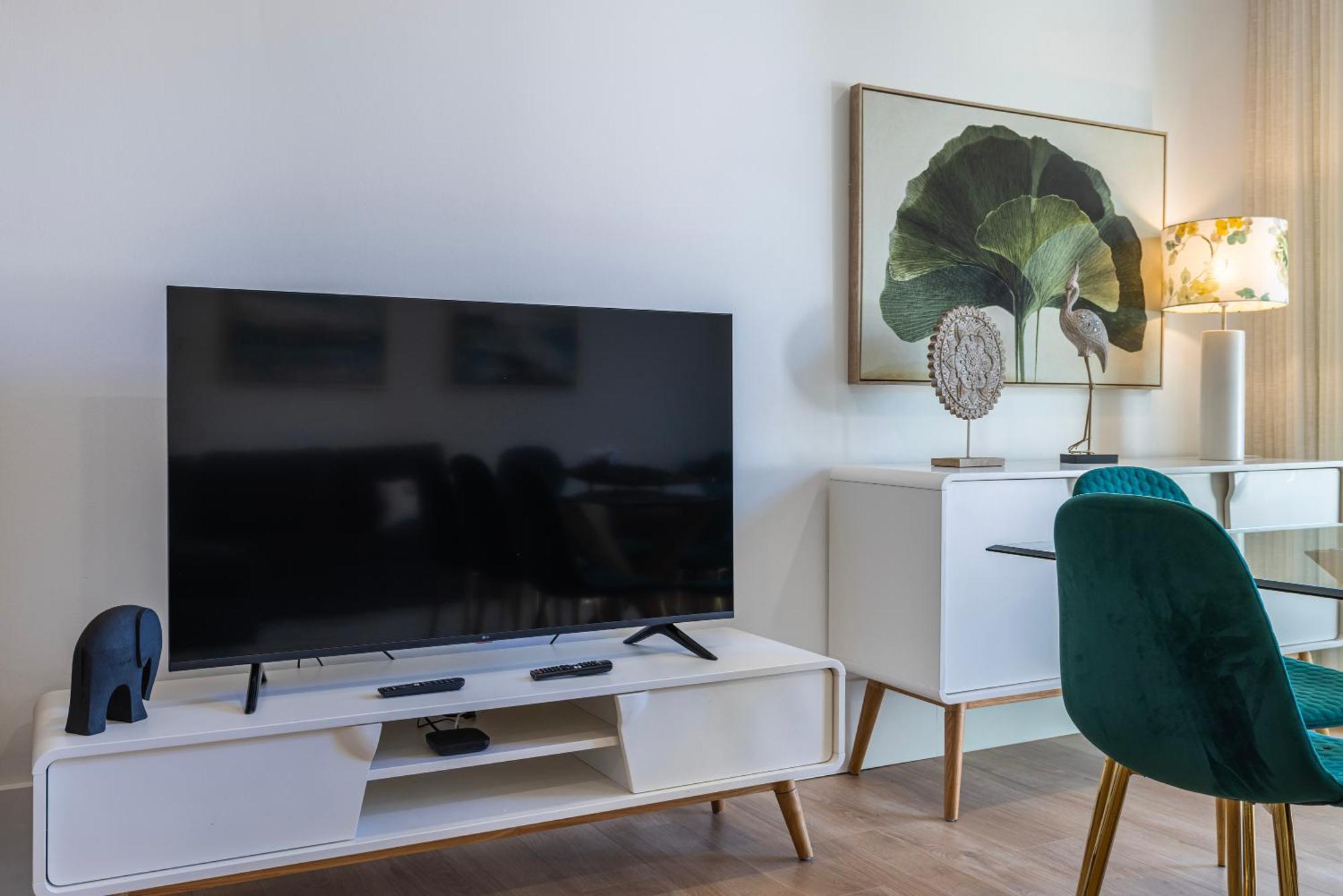 Apartamento Moderno Com Terraco Lisbon Exterior photo